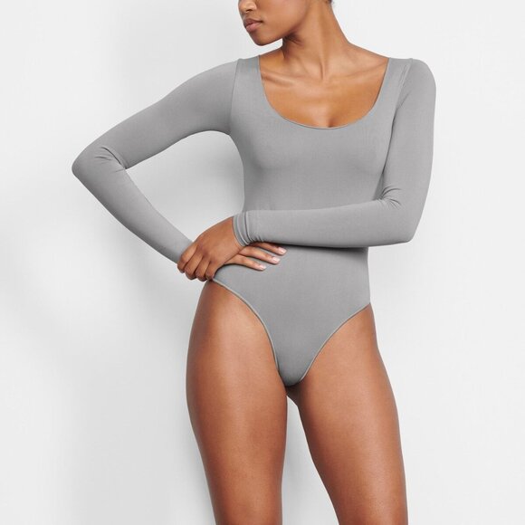 SKIMS Essential Long Sleeve Scoop Bodysuit Pacific 4X/5X - Picture 12 of 12